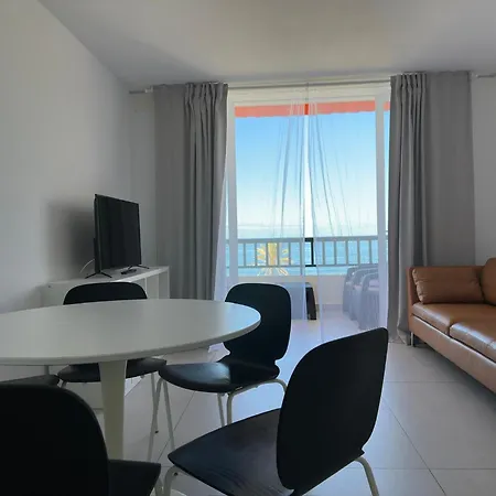 Parque Santiago Ii , Renovated, Ocean View, Heated Swimming Pool ! * Playa de las Americas (Tenerife)